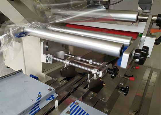 মাল্টিফংশন ছোট রুটি বেকারি বিস্কুট প্যাকিং মেশিন